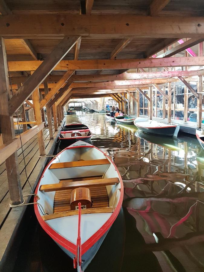 Hotel Logeren Op Dijk43 Broek op Langedijk Exteriér fotografie