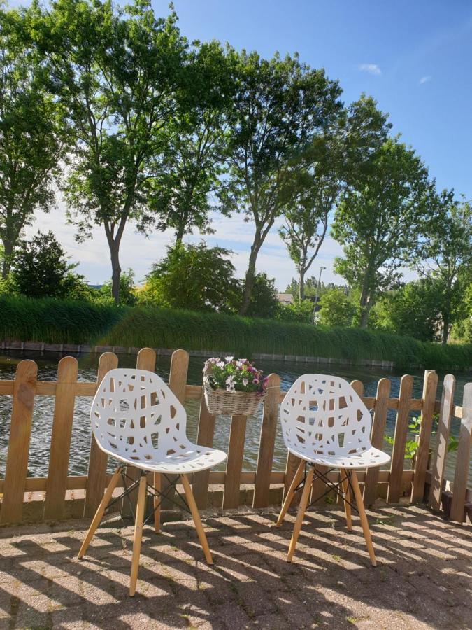 Hotel Logeren Op Dijk43 Broek op Langedijk Exteriér fotografie
