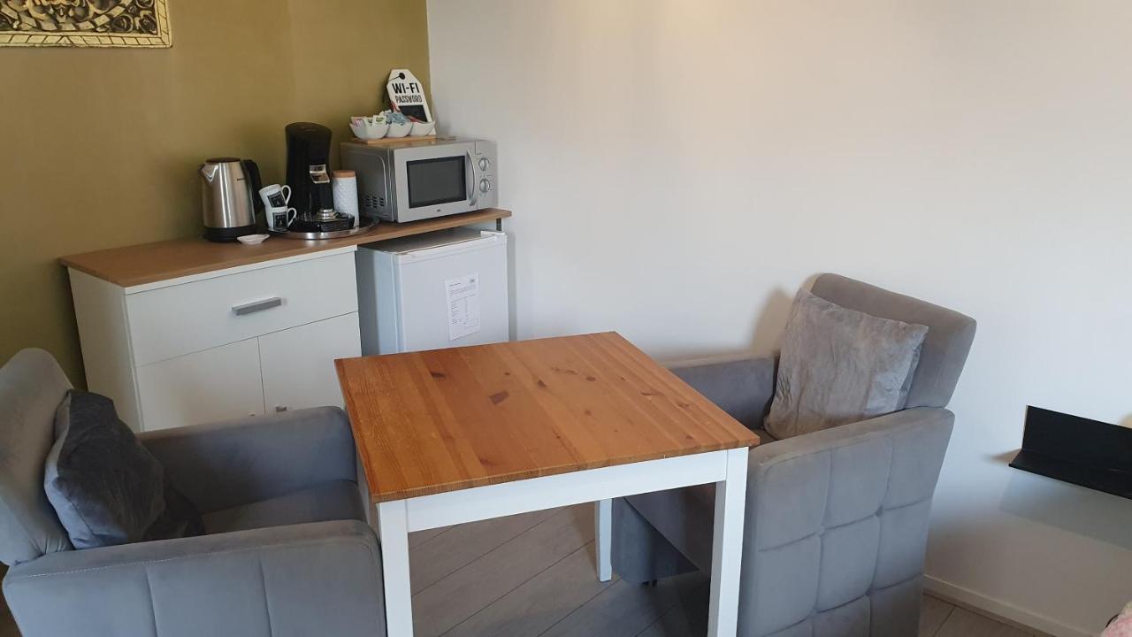 Hotel Logeren Op Dijk43 Broek op Langedijk Exteriér fotografie